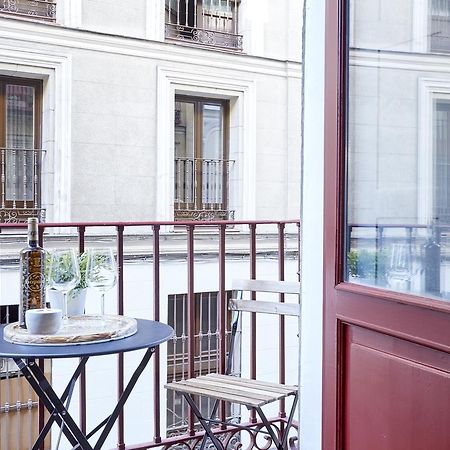 BRIGHT NEW APARTMENT in FUCAR STREET Madrid Exterior foto