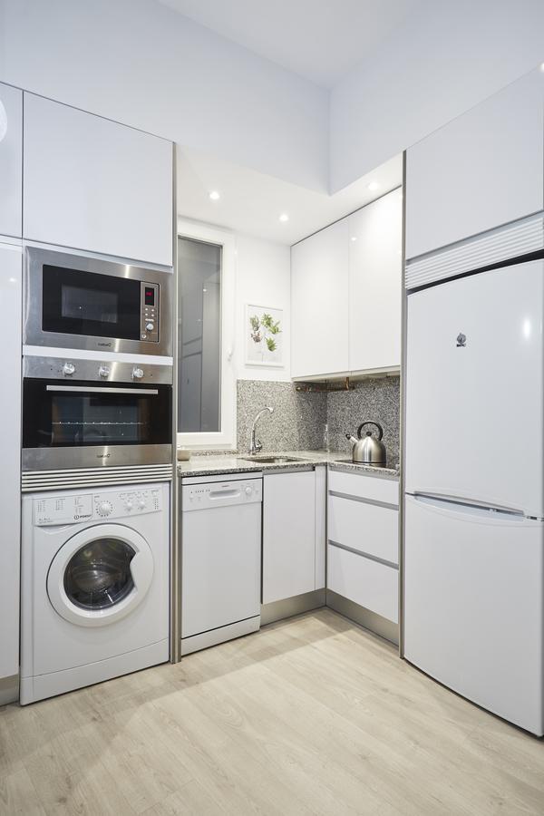 BRIGHT NEW APARTMENT in FUCAR STREET Madrid Exterior foto
